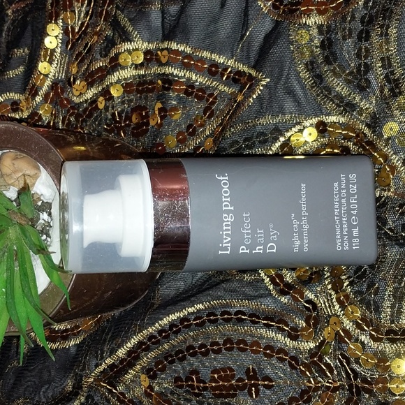 🆕️LIVING PROOF PERFECT HAIR DAY - Picture 3 of 8